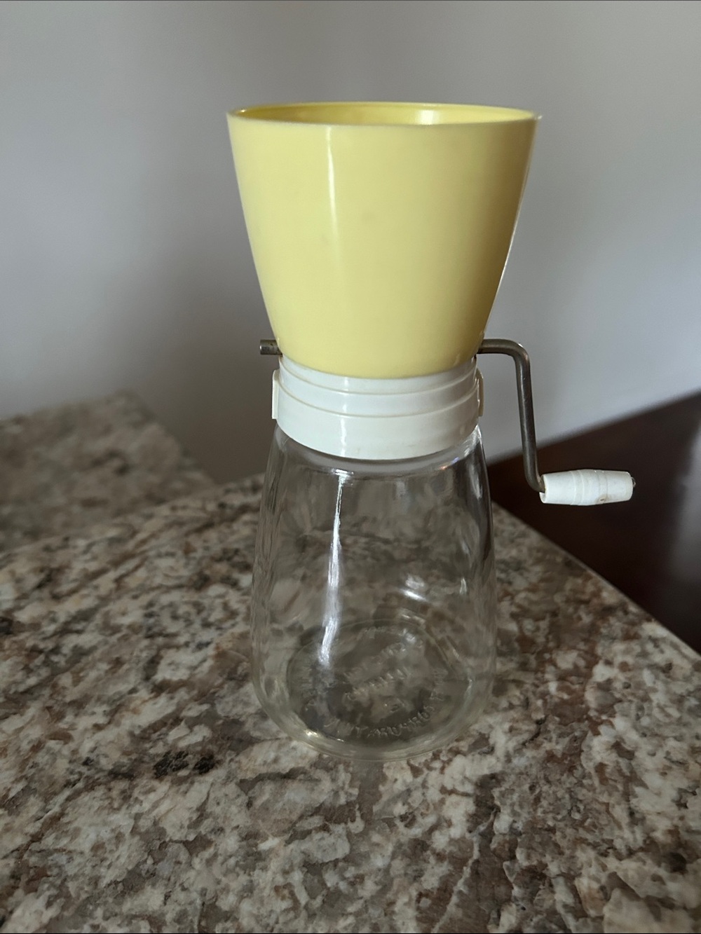 Vintage Federal Nut/Spice Grinder Excellent Condition!